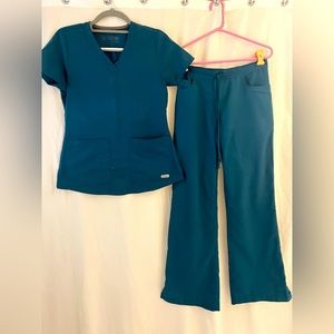 Grey’s Anatomy Caribbean blue scrub set xsmall